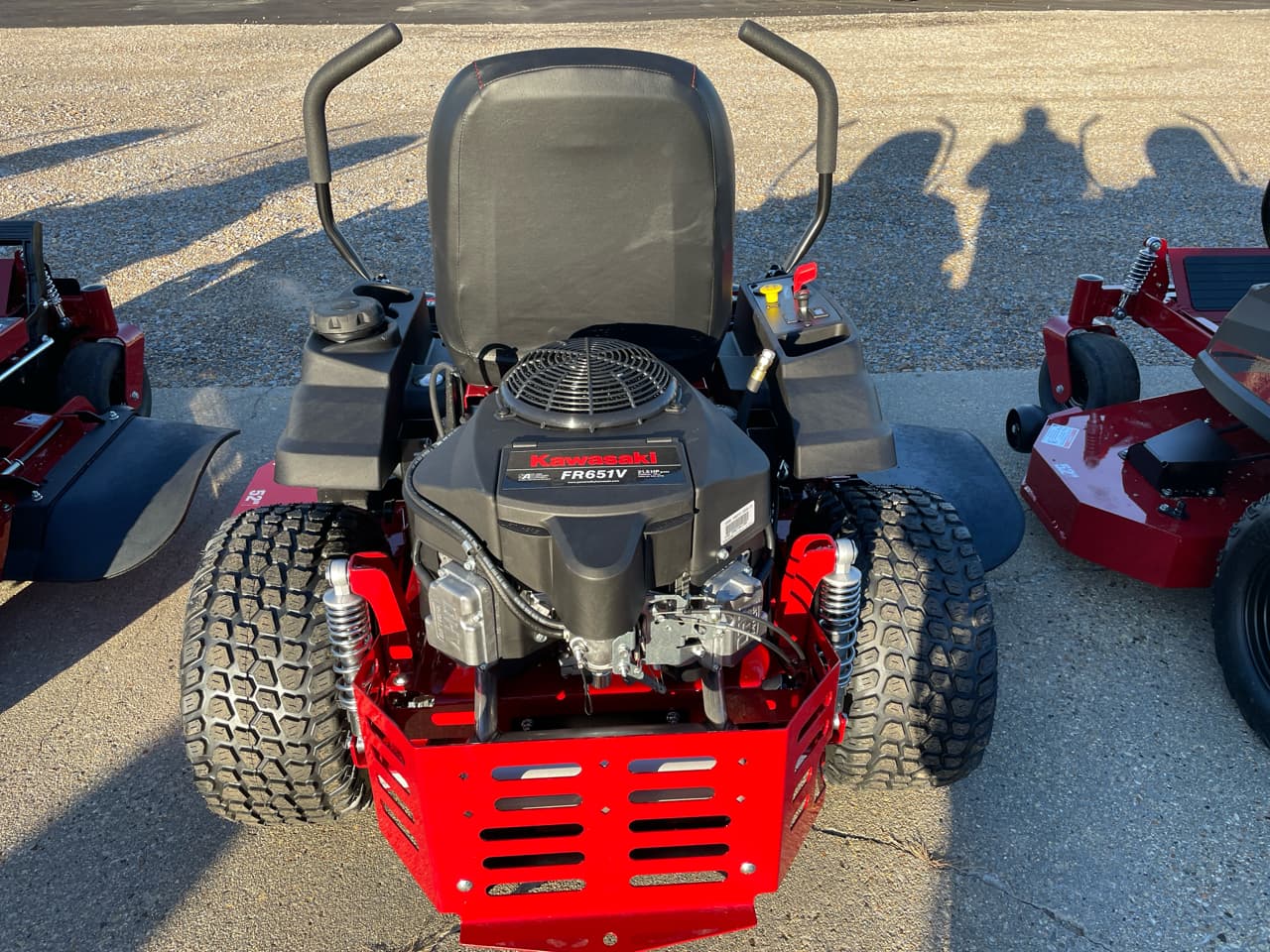 Ferris 300S Series — 52" deck, Kawasaki® FR651V — view 4